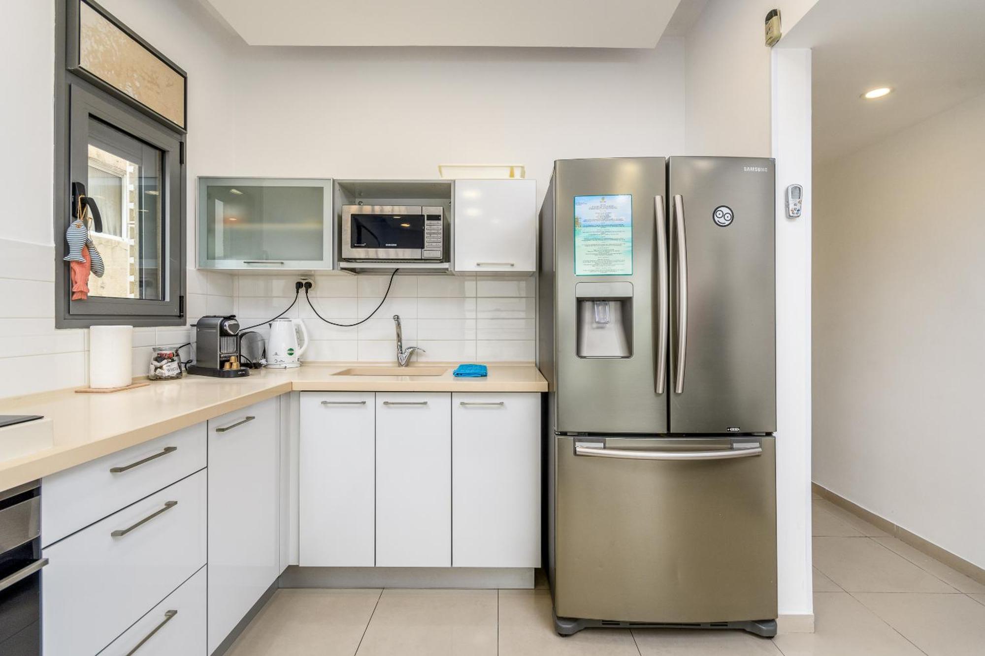 Very Nice 1 Bdr Apartment 2 Min From The Beach ! Тел Авив Екстериор снимка