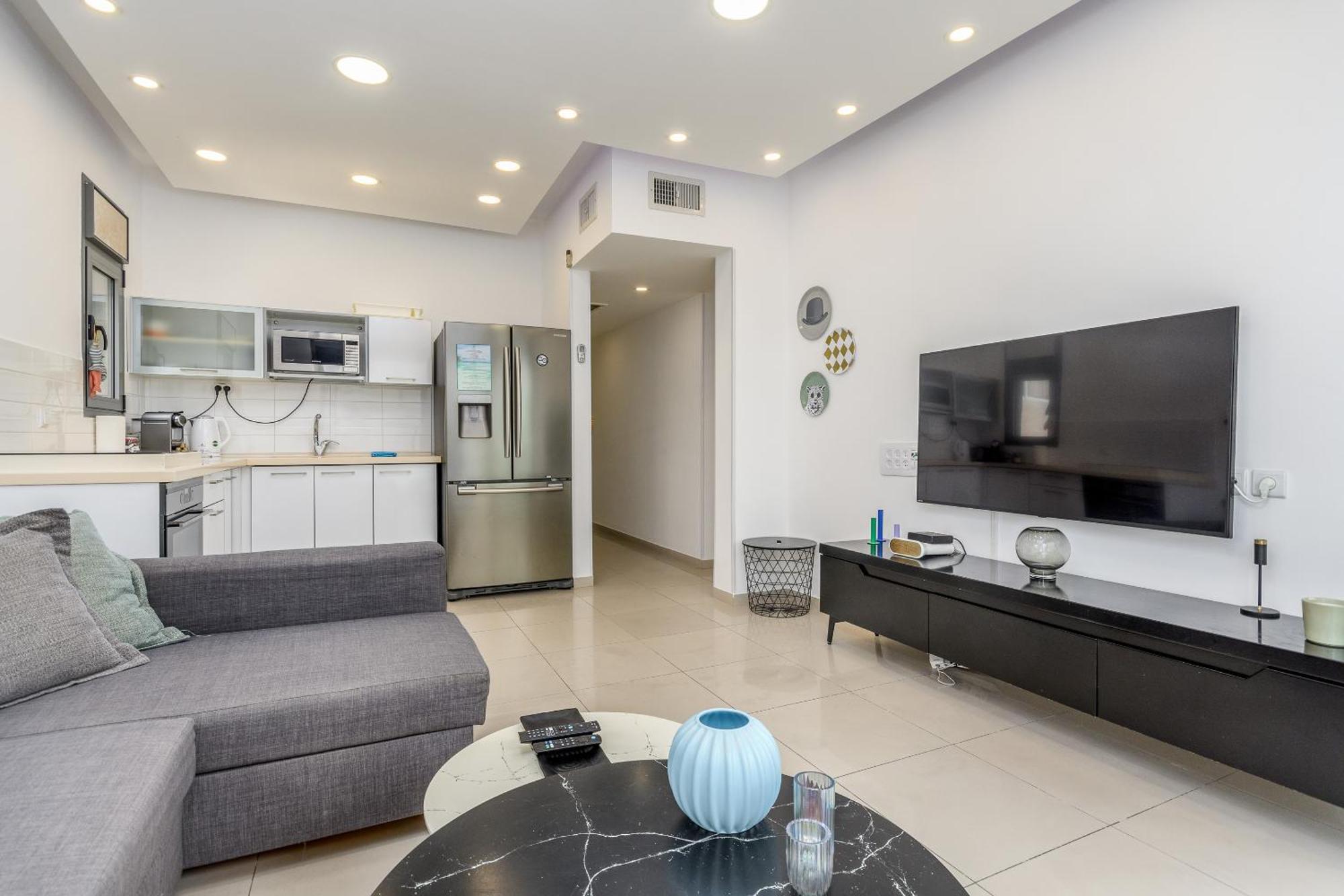 Very Nice 1 Bdr Apartment 2 Min From The Beach ! Тел Авив Екстериор снимка