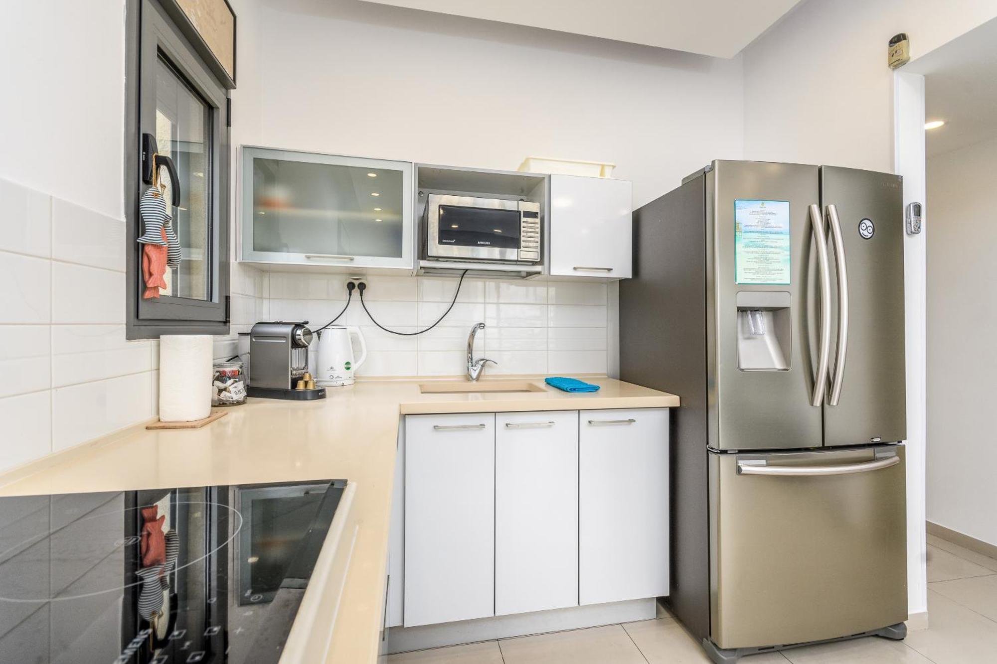 Very Nice 1 Bdr Apartment 2 Min From The Beach ! Тел Авив Екстериор снимка