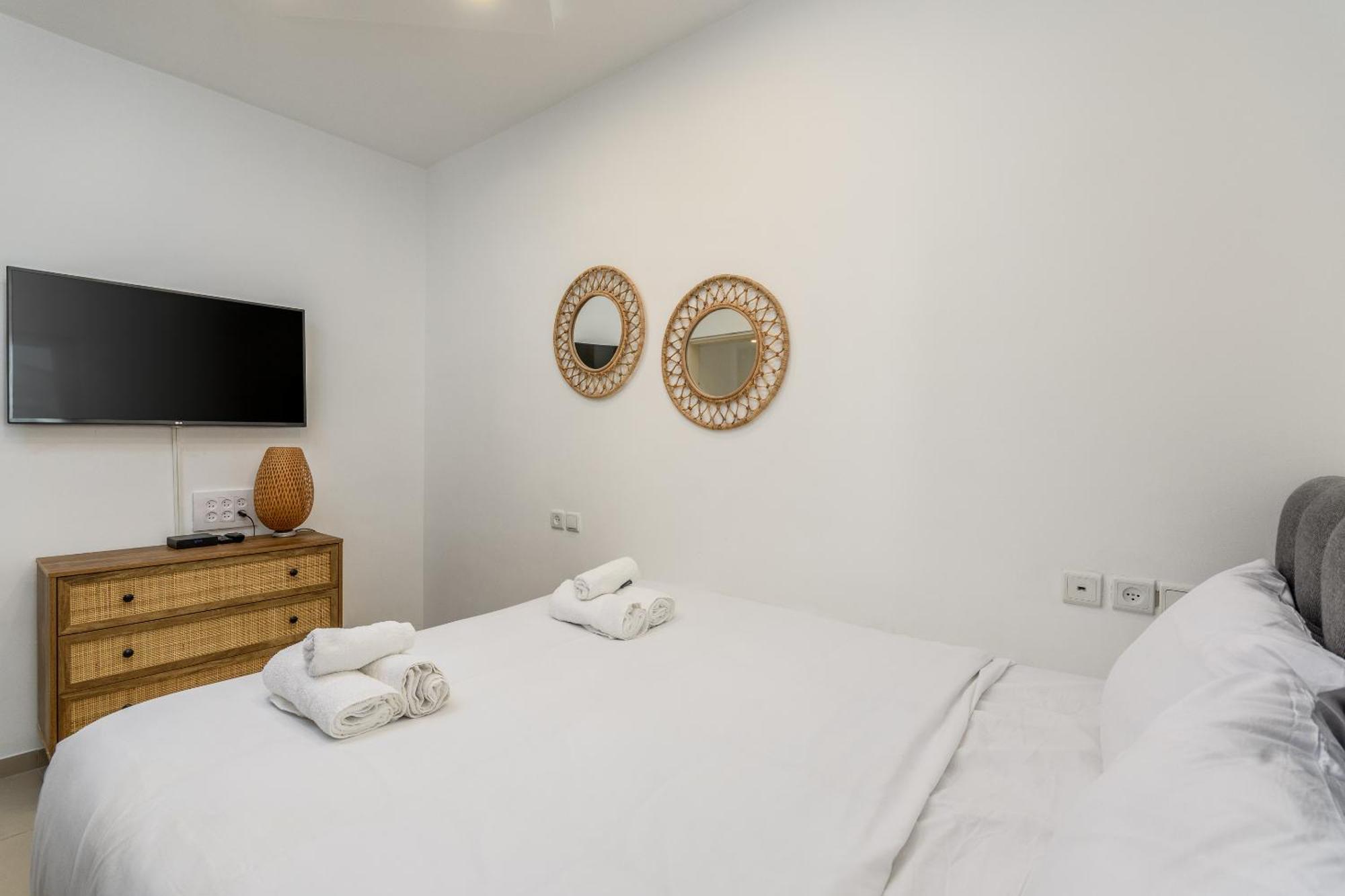 Very Nice 1 Bdr Apartment 2 Min From The Beach ! Тел Авив Екстериор снимка