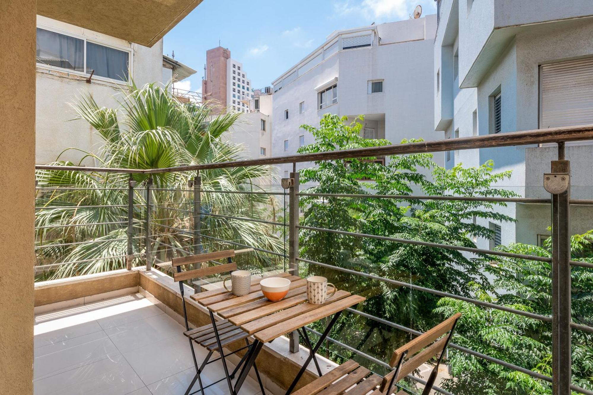 Very Nice 1 Bdr Apartment 2 Min From The Beach ! Тел Авив Екстериор снимка
